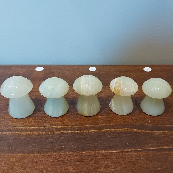 🔥 Sale 🔥Green Onyx Large Mushrooms - Priced Per Each - Picture 1 of 14